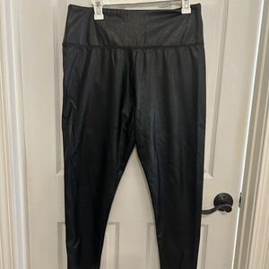 Cut the Frills faux leather leggings